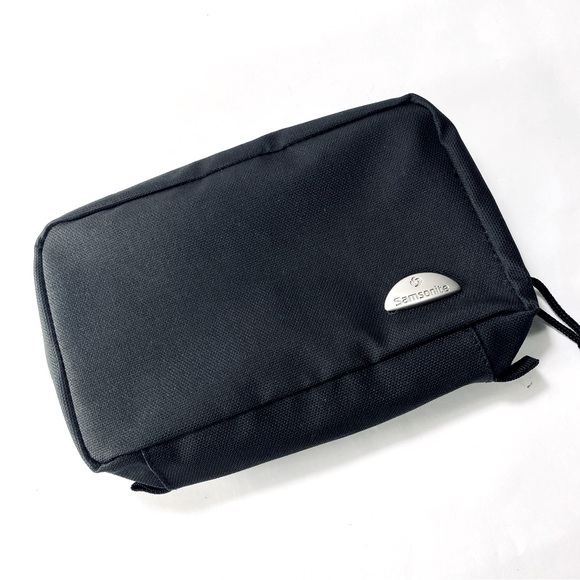 Samsonite Black Nylon Travel Toiletries Kit Bag - Picture 1 of 11